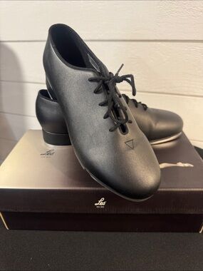 LEO Oxford Women’s Tap Black Lace-Up Practice Shoes- 10